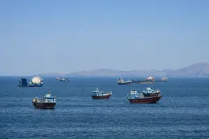 Стратегічний водний шлях фактично паралізований іще з початку американсько-іранського конфлікту