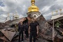 Зеленський розповів, чим росіяни вдарили по Лаврі (фото, відео)