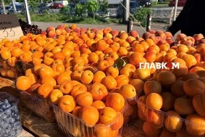 На ярмарках можна закупитися свіжими овочами, фруктами та м'ясом за помірними цінами