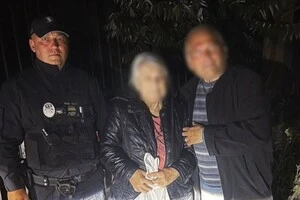 Поліцейські повернули додому 79-річну жінку, яка пішла з дому та загубилася