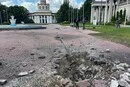 Вибито понад 60 вікон: через обстріл Києва постраждала оранжерея на ВДНГ (фото)