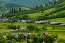 «Укрзалізниця» призначила додаткові рейси до Карпат та Закарпаття