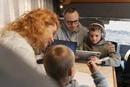 Як не збожеволіти за 30 годин в автобусі з дітьми: дієві поради