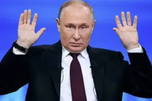 Система викривлення інформації для Путіна була запущена наприкінці 2011 року