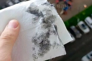 Жителі Підмосков'я після дронової атаки масово скаржаться на токсичні опади (фото)