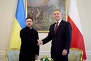 Скандал із орденами між Україною та Польщею спровокував у мережі хвилю мемів