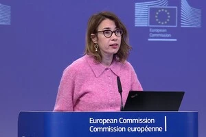 Речниця Єврокомісії прокоментувала вимогу президента Володимира Зеленського до Мінська прибрати ретранслятори