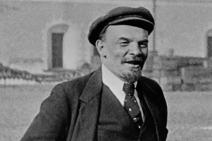 Росія знайшла пропаганду наркотиків у книгах Леніна та Маяковського