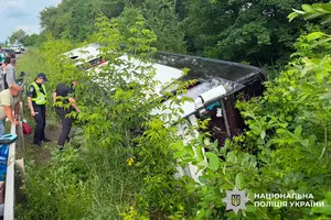 У салоні автобуса було 54 пасажири та змінний водій