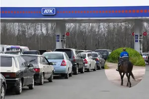 На заправках у багатьох регіонах виникли черги й дефіцит