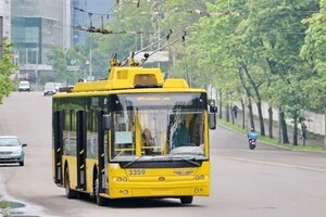 У «Київпастрансі» перепрошують за тимчасові незручності