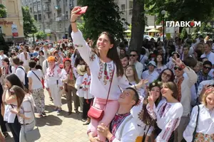 Вишиванка залишається головною силою українців