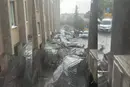У Львові вирує негода. Вітер зніс дах районної адміністрації (фото, відео)