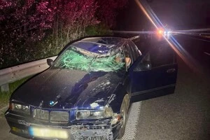 Поблизу міста Обухів 55-річний водій автомобіля BMW зіткнувся з велосипедистом