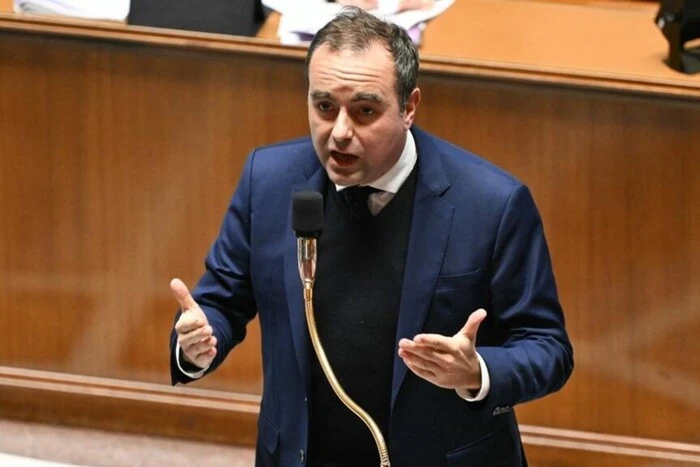 Французькому уряду оголосять вотум недовіри через спеку