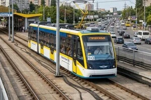Що саме стало причиною зупинки швидкісних трамваїв – не повідомляється.