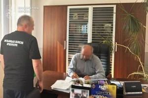 Щоб приховати відсутність поставки, голова громади оформив неправдиві офіційні документи