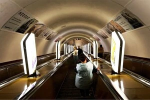Ескалатор – це складна система з великою кількістю деталей, які безперервно працюють. Водночас вивести його з ладу можуть зовсім прості речі