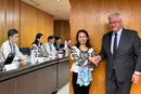 Японська делегація вбралася у вишиванки на зустріч із Сибігою (фото, відео)