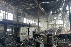 Наслідки удару по гуманітарному складу Українського Червоного Хреста, 2 липня 2026 р.