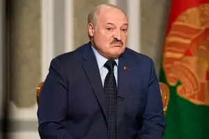 Як Лукашенко всіма силами намагається не бути втягненим у війну Путіна