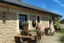 Українка відновила зруйновану 100-літню хату біля польського кордону 