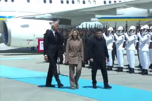 Володимир та Олена Зеленські прибули до Туреччини