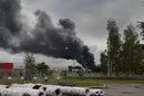 Потужна пожежа у Твері: горить нафтобаза, яка живить воєнну машину РФ