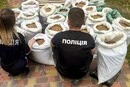 На Рівненщині викрито підпільний бурштиновий цех з заробітком $40 тис. на місяць