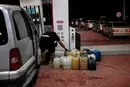 Черги на заправках: Росія офіційно визнала дефіцит бензину через НПЗ