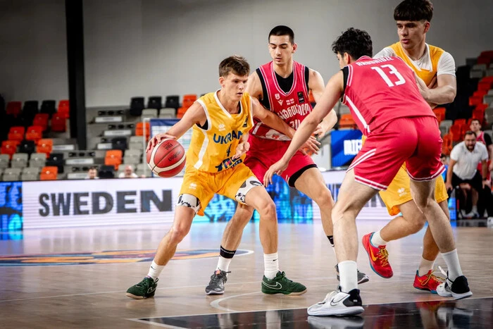 Збірна України з баскетболу U-20 успішно стартувала на Чемпіонаті Європи