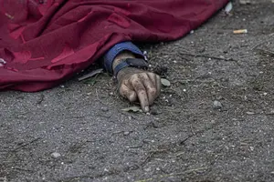 До п'яти людей зросла кількість загиблих у Сумах після російської атаки