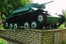 На Харківщині невідомі викрали з кладовища радянський танк