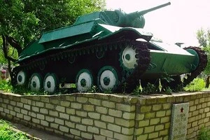 Танк украли під час комендантської години 