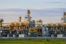 Казахстан відновив видобуток нафти на найбільшому родовищі
