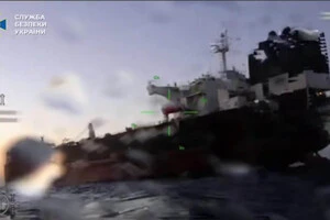 Морські дрони СБУ атакували два танкери тіньового флоту Росії