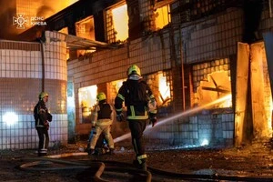 Зеленський після нічної атаки закликав партнерів прискорити передачу ППО