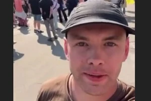 Військовий стверджує, що після повернення до частини він дізнався, що його внесли до категорії СЗЧ
