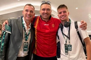 Олександр Усик не залишився осторонь подій Чемпіонату світу