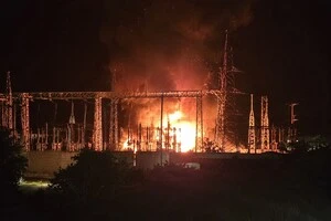 В Ялті спалахнула потужна пожежа на стратегічному пагорбі