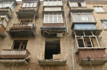 Взрыв на улице ул. Рогозовской: «Стены падали прямо на людей»