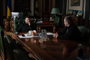 Зеленський уже провів консультації і з Федоровим, і з Сирським, анонсувавши напрацювання нових «рішень щодо армії»