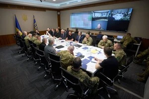Зеленський зібрав виробників зброї та командирів корпусів на спеціальній Ставці