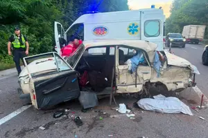 На об’їзній дорозі Вінниці сталася ДТП за участю трьох авто: є постраждалі
