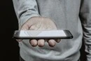 Популярний в Україні бренд смартфонів іде з Європи: що буде з підтримкою