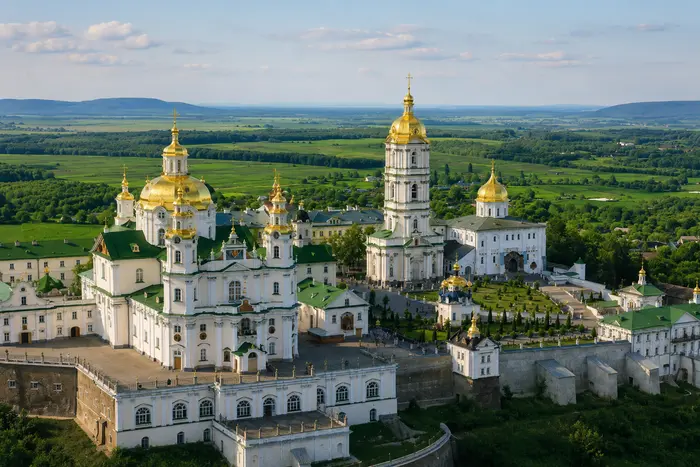 Держслужба підтвердила зв'язок Почаївської лаври з Москвою