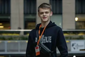 16-річний Вадим Добровольський створив систему захисту українських дронів від російських засобів РЕБ