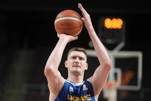 Дмитро Скапінцев у матчі за збірну України 