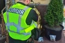 У Києві невідомі залишили біля ресторану куртку з гранатами