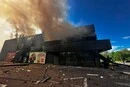 У Чернігові дрон влучив у супермаркет: Зеленський показав наслідки